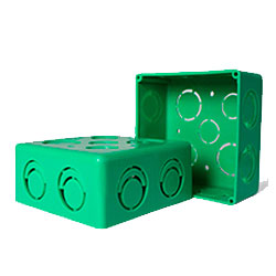 CAJA PVC 7X7 REFORZADA