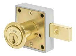 CERRADURA PARA MUEBLE MODELO 26 LATON