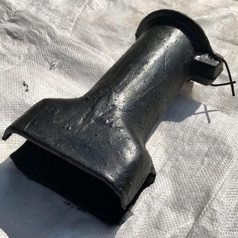 BOTA P/LLAVE DE BANQUETA LARGA